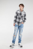 Camisa con capota