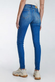 Jean Jegging tiro alto.