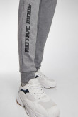 Jogger con bolsillos, estampado