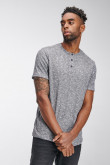 Camiseta masculina  con pechera y manga corta