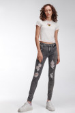 Camiseta crop top, con costuras en contraste con estampado en frente