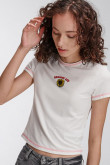 Camiseta crop top, con costuras en contraste con estampado en frente