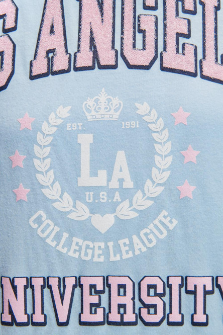 Camiseta básica manga corta estampada.