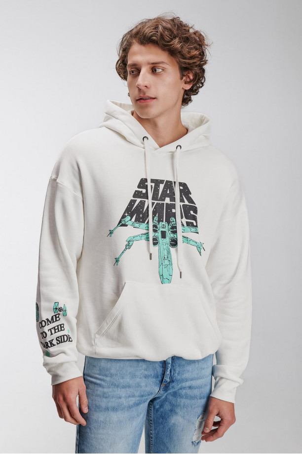 Buzo con capota, estampado de STARWARS.