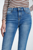 Jean Jegging tiro alto