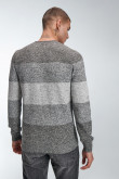Suéter cuello redondo
