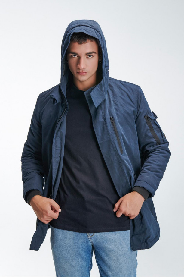 Chaqueta parka con capota