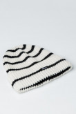 Gorro tejido a rayas