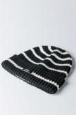 Gorro tejido a rayas