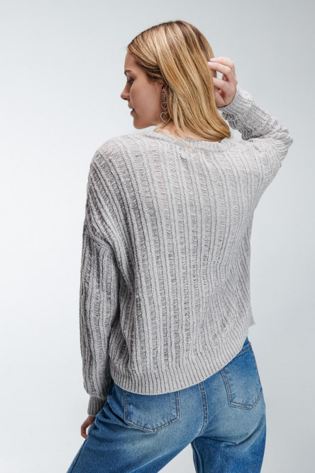 Suéter cuello en V