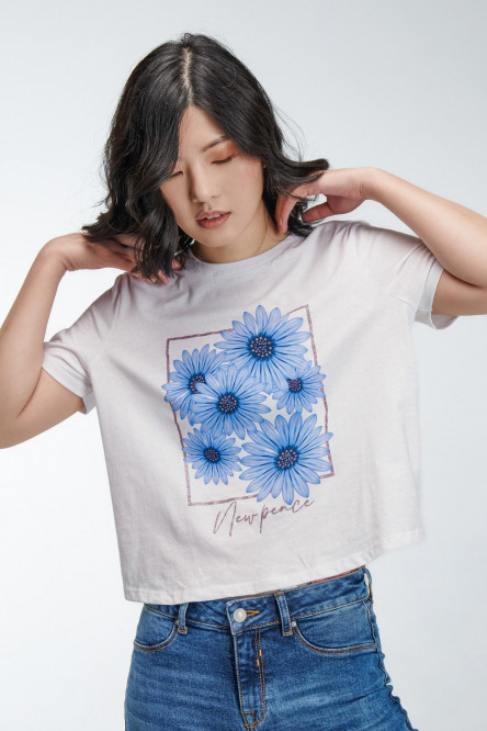 Camiseta básica manga corta estampada.
