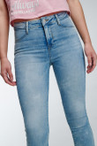 Jean Jegging tiro alto.