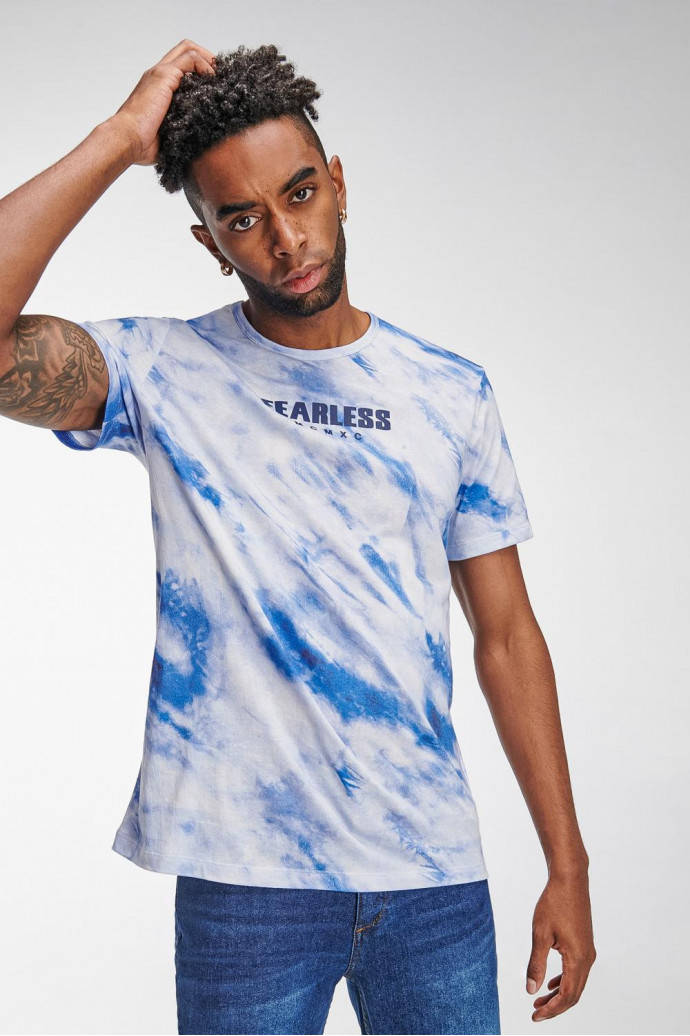 Camiseta manga corta con estampado.