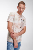 Camiseta manga corta con estampado.