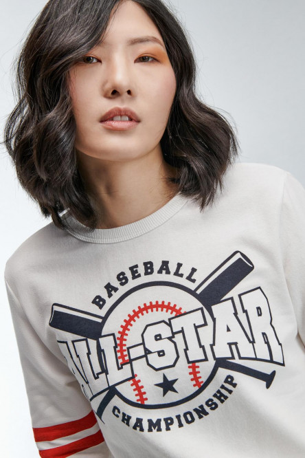 Buzo cuello redondo estampado, béisbol.