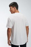 Camiseta unicolor con cortes.