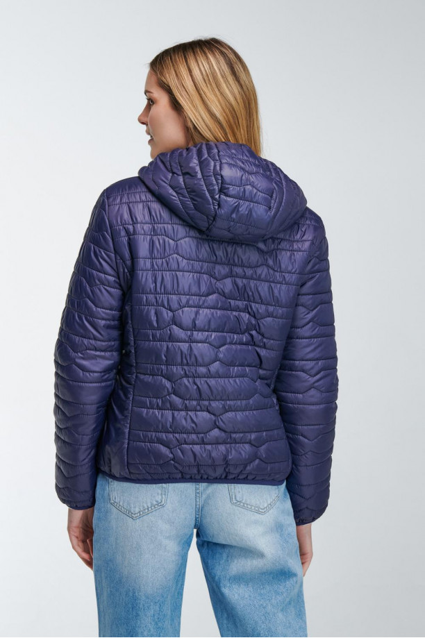 Chaqueta acolchada de capota unicolor