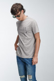 Camiseta manga corta con estampado.