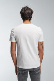 Camiseta básica manga corta estampada.