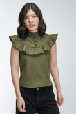 Blusa en tela fluida manga sisa con abotonadura en frente superior con recogido en arandela.