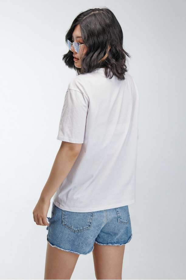 Camiseta básica manga corta estampada.