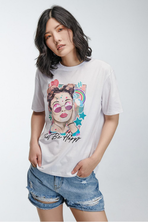 Camiseta básica manga corta estampada.