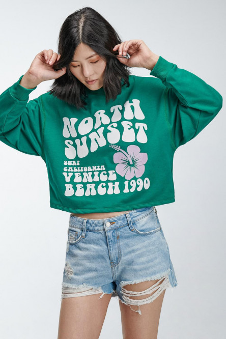 Buzo cuello redondo estampado.