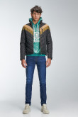 Chaqueta acolchada con capota