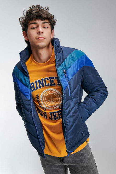 Chaqueta acolchada con capota