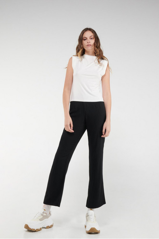 Pantalón bota recta
