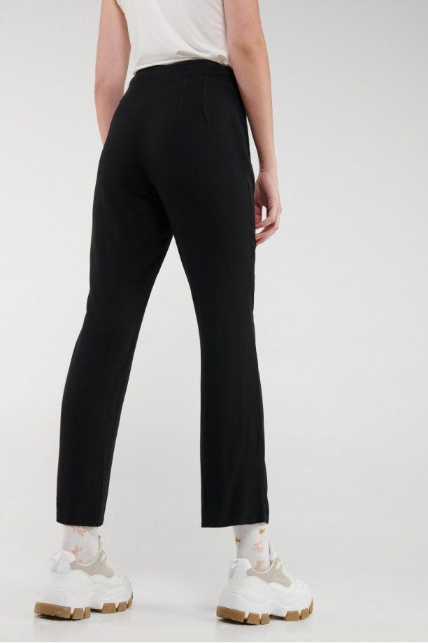 Pantalón bota recta