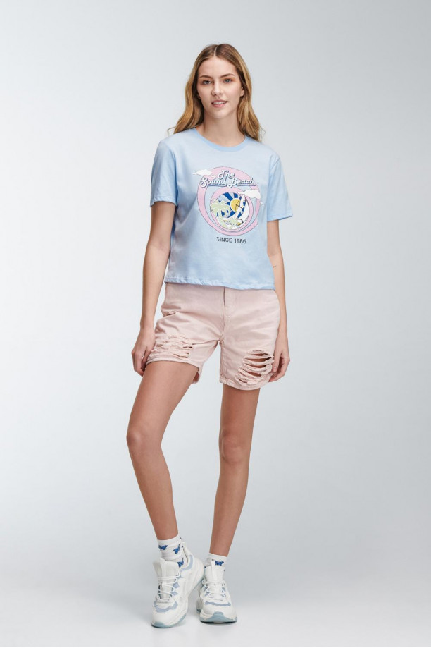 Camiseta básica manga corta estampada.