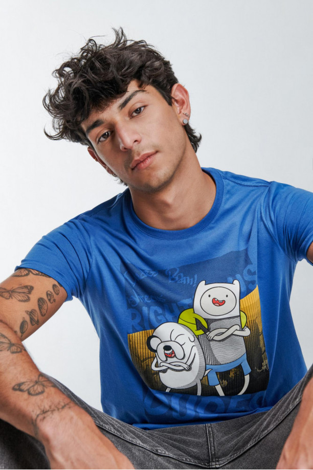 Camiseta, con estampado en frente, de Hora de Aventura.