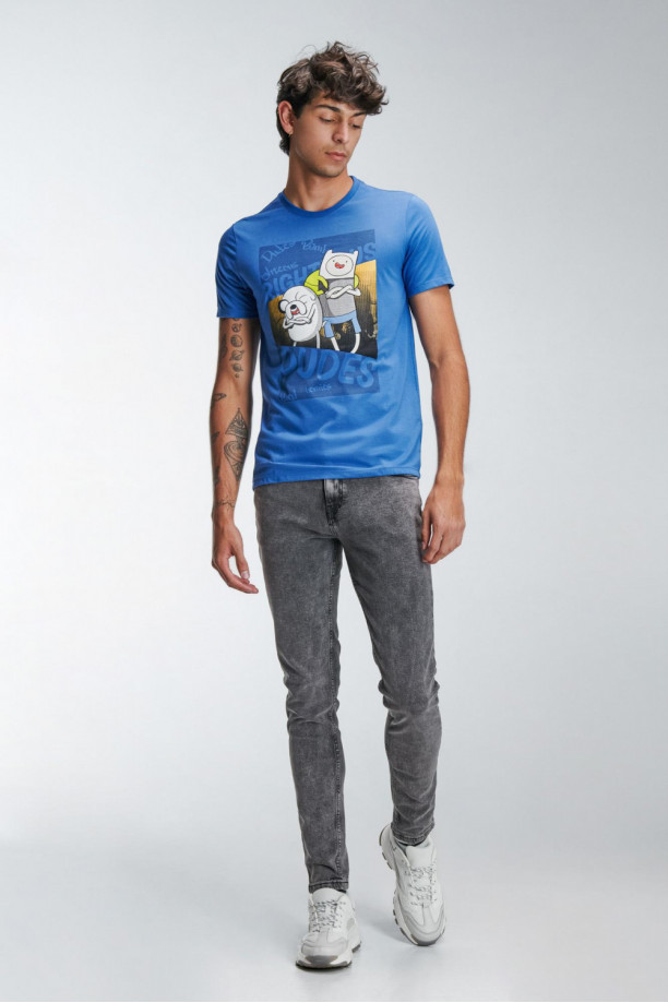 Camiseta, con estampado en frente, de Hora de Aventura.