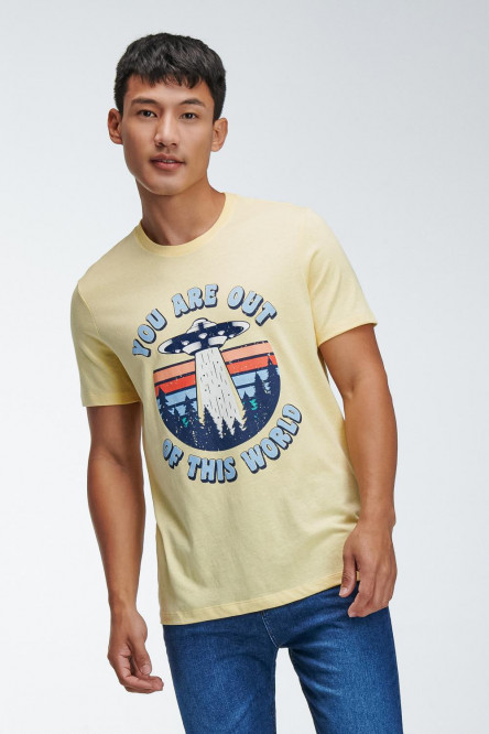 Camiseta manga corta estampada.