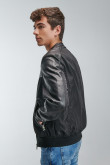 Chaqueta efecto piel