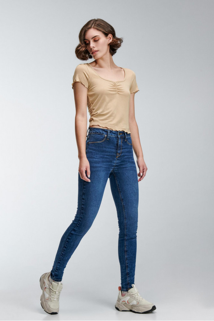 Camiseta cuello en V