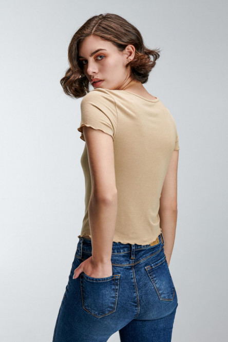 Camiseta cuello en V