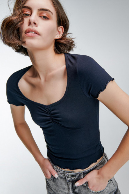 Camiseta cuello en V