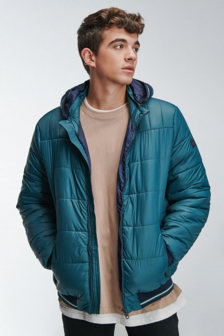 Chaqueta acolchada con capota