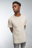 Camiseta unicolor con cortes.