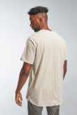 Camiseta unicolor con cortes.