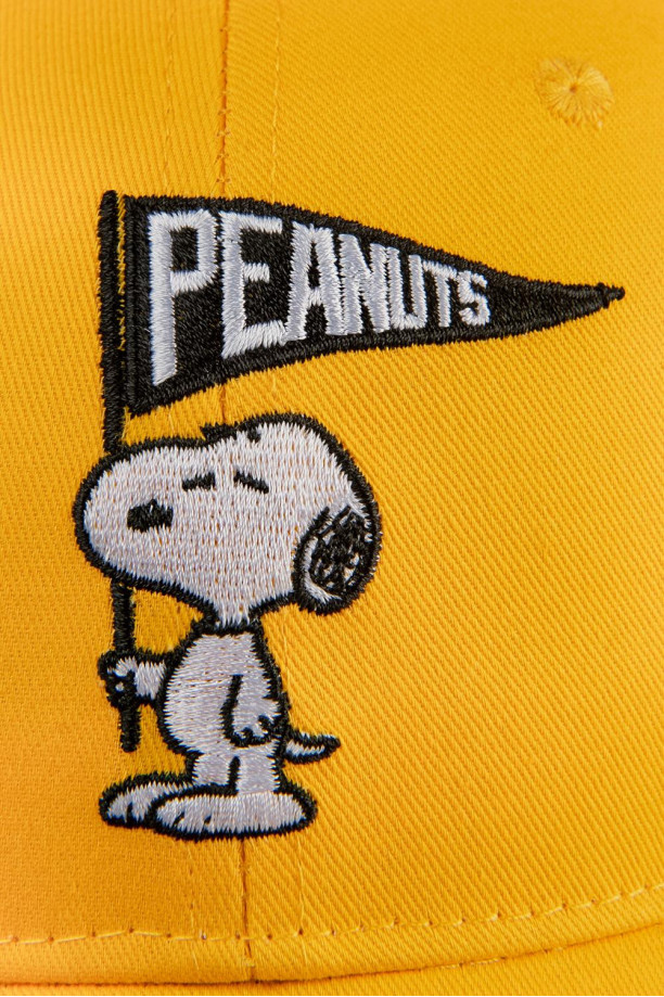 Cachucha con motivo Snoopy