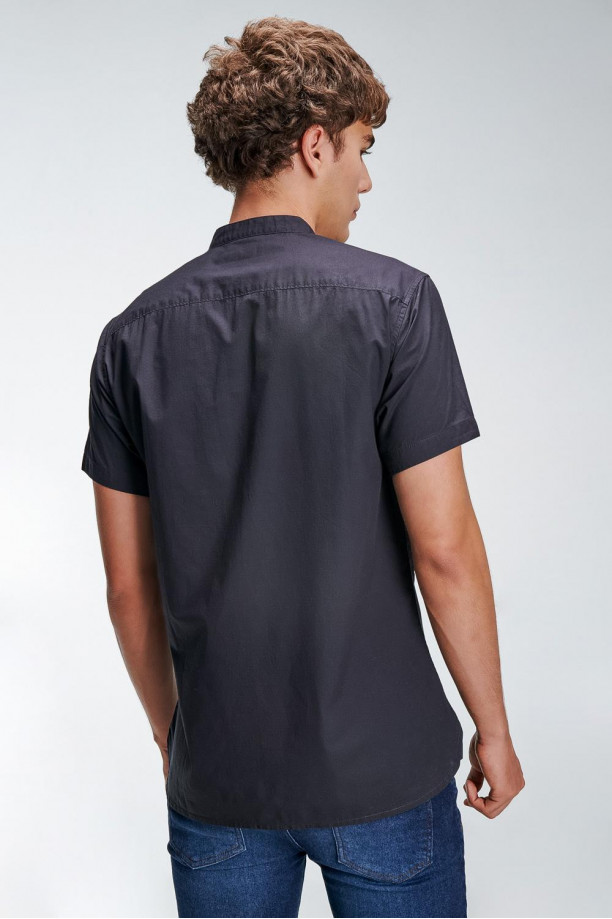 Camisa unicolor