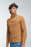 Suéter cuello alto unicolor
