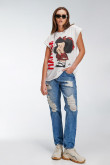 Camiseta, con estampado en frente de Mafalda