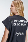 Camiseta, con estampado de Mafalda