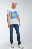 Camiseta, con estampado en frente, de Rick & Morty