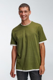 Camiseta manga corta unicolor.