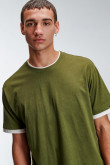 Camiseta manga corta unicolor.